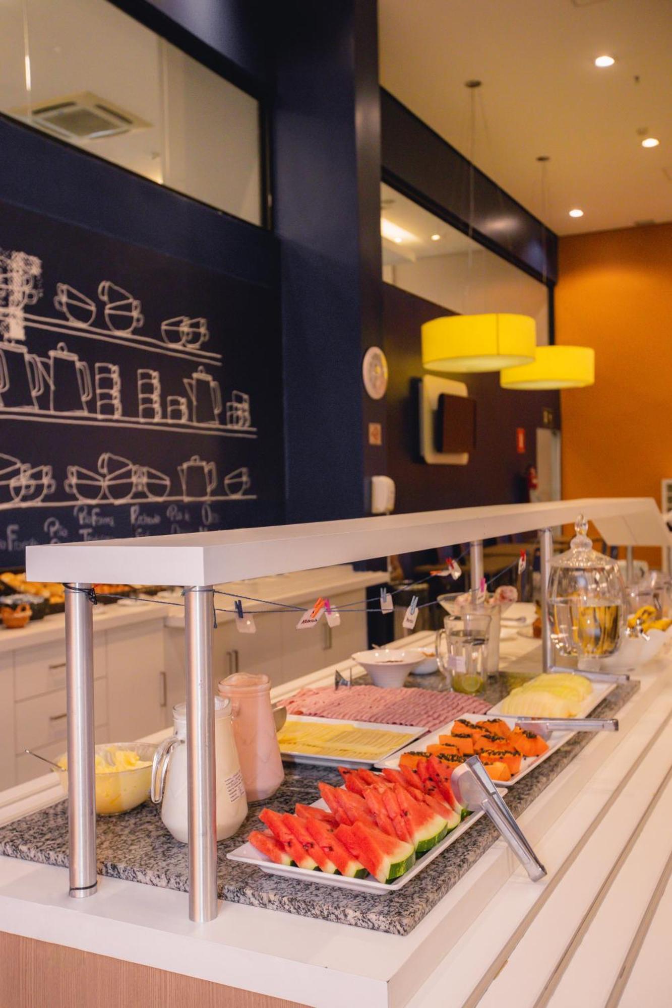 Ibis Budget Bh Afonso Pena Savassi بيلو هورزونتي المظهر الخارجي الصورة